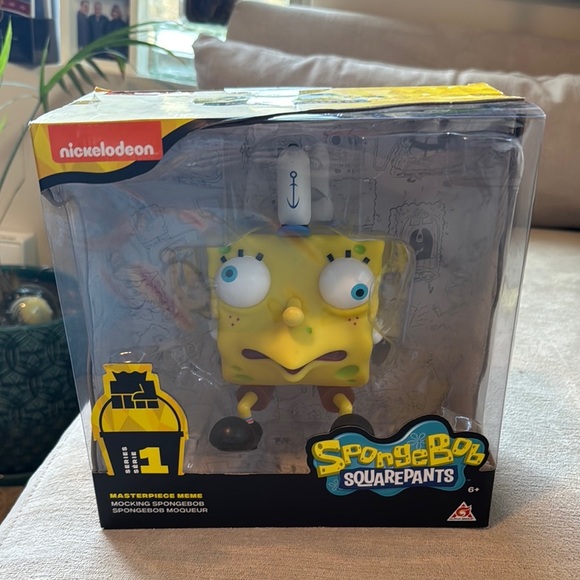 SpongeBob SquarePants Yellow Action Figure Playset - Picture 1 of 6